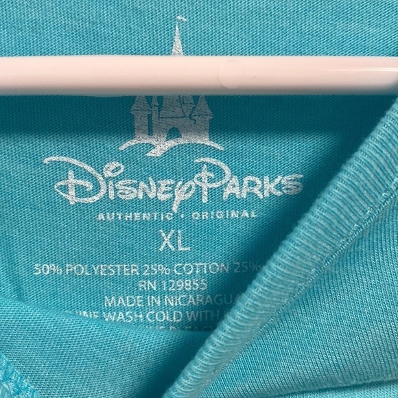 Nwt Disney- Disneyland parks glow in the dark T-shirt - Picture 4 of 5